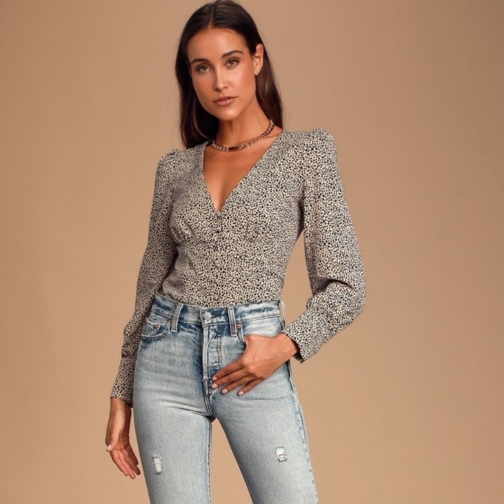Lulu’s Sweet Spot Taupe Leopard Print Top